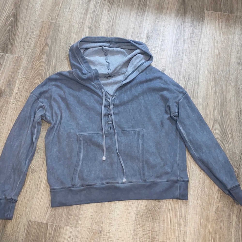 American Eagle- Size M. Blue sweatshirt